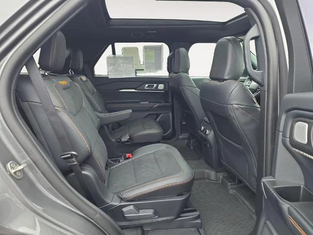 2026 Ford Explorer Tremor - Photo 30