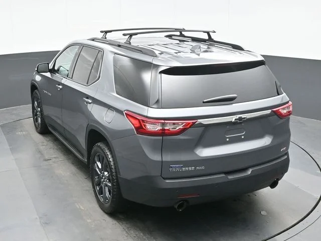 Used 2020 Gray Chevrolet RS image 10