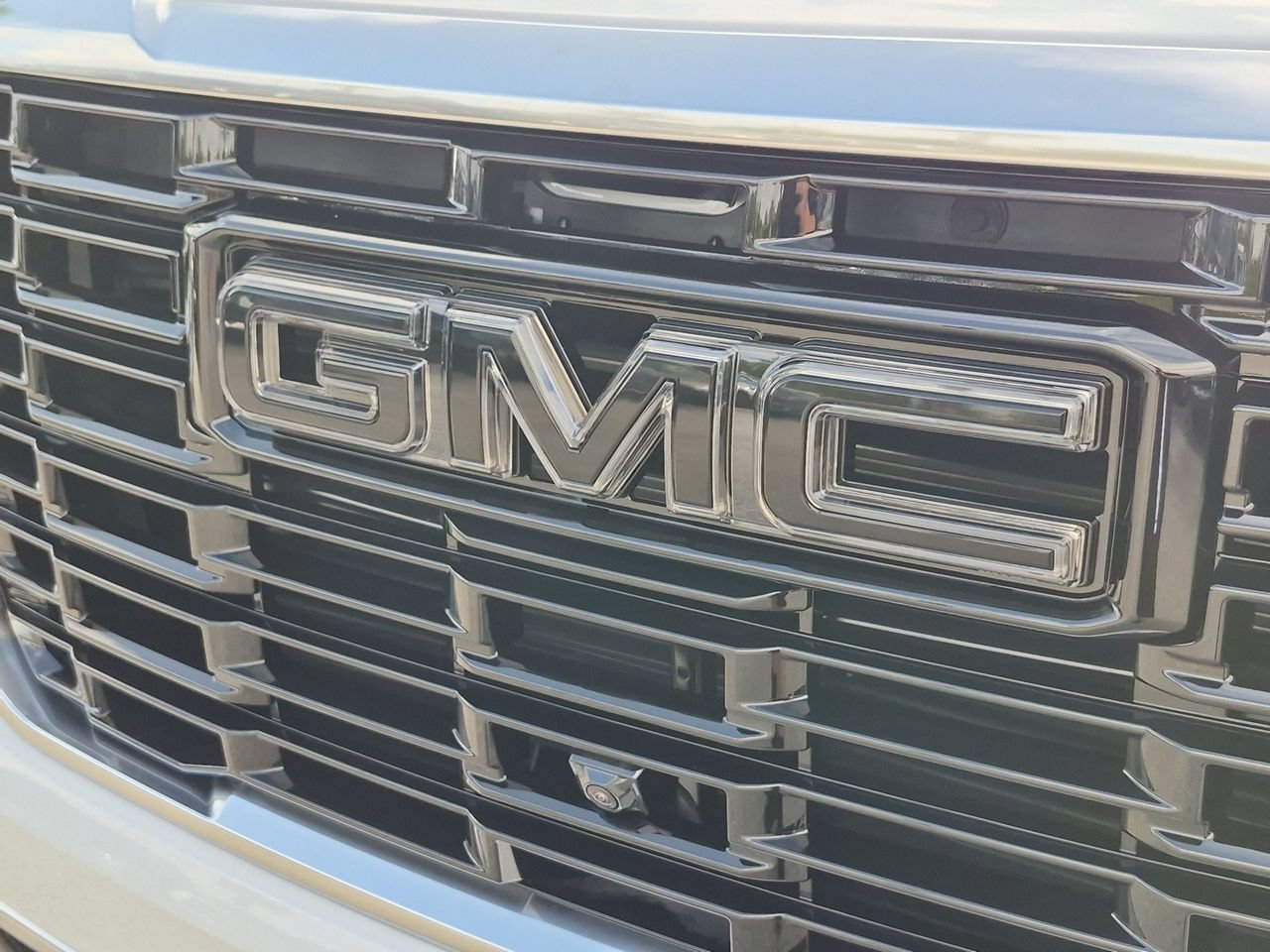 2026 GMC Yukon Denali - Photo 28