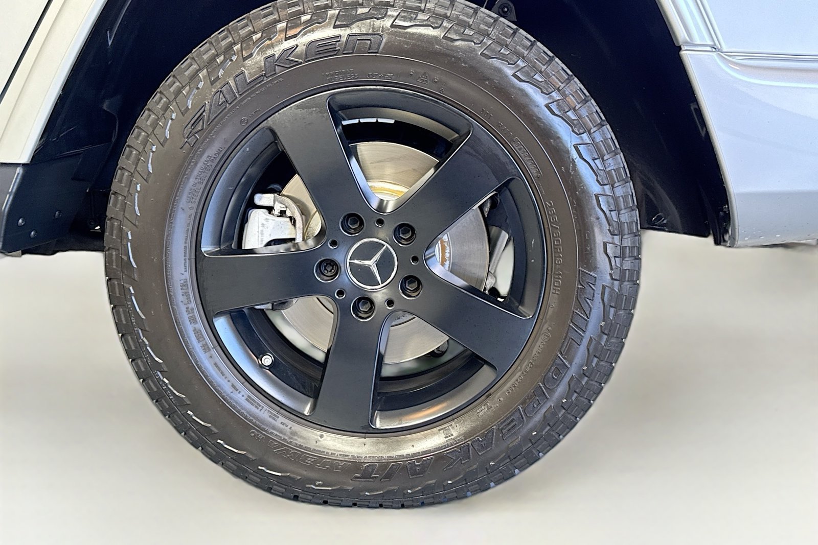 Used 2023 Iridium Silver Metallic Mercedes-Benz G 550 image 30