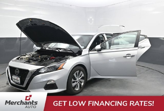 Used 2022 Silver Nissan 2.5 S image 48