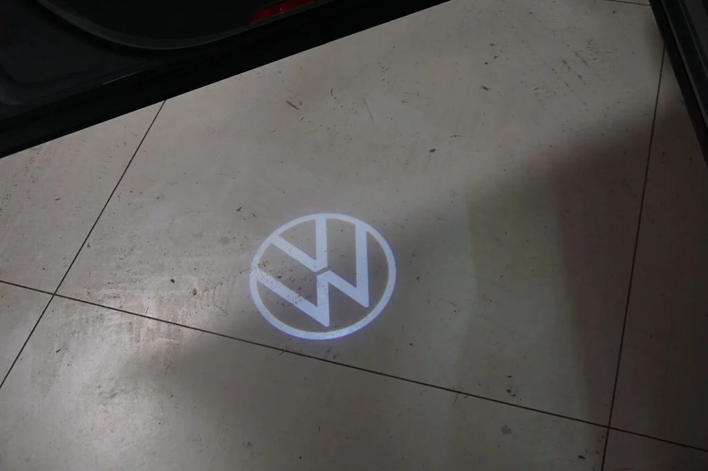 New 2026 Gray Volkswagen 2.0T SE w/Technology image 27