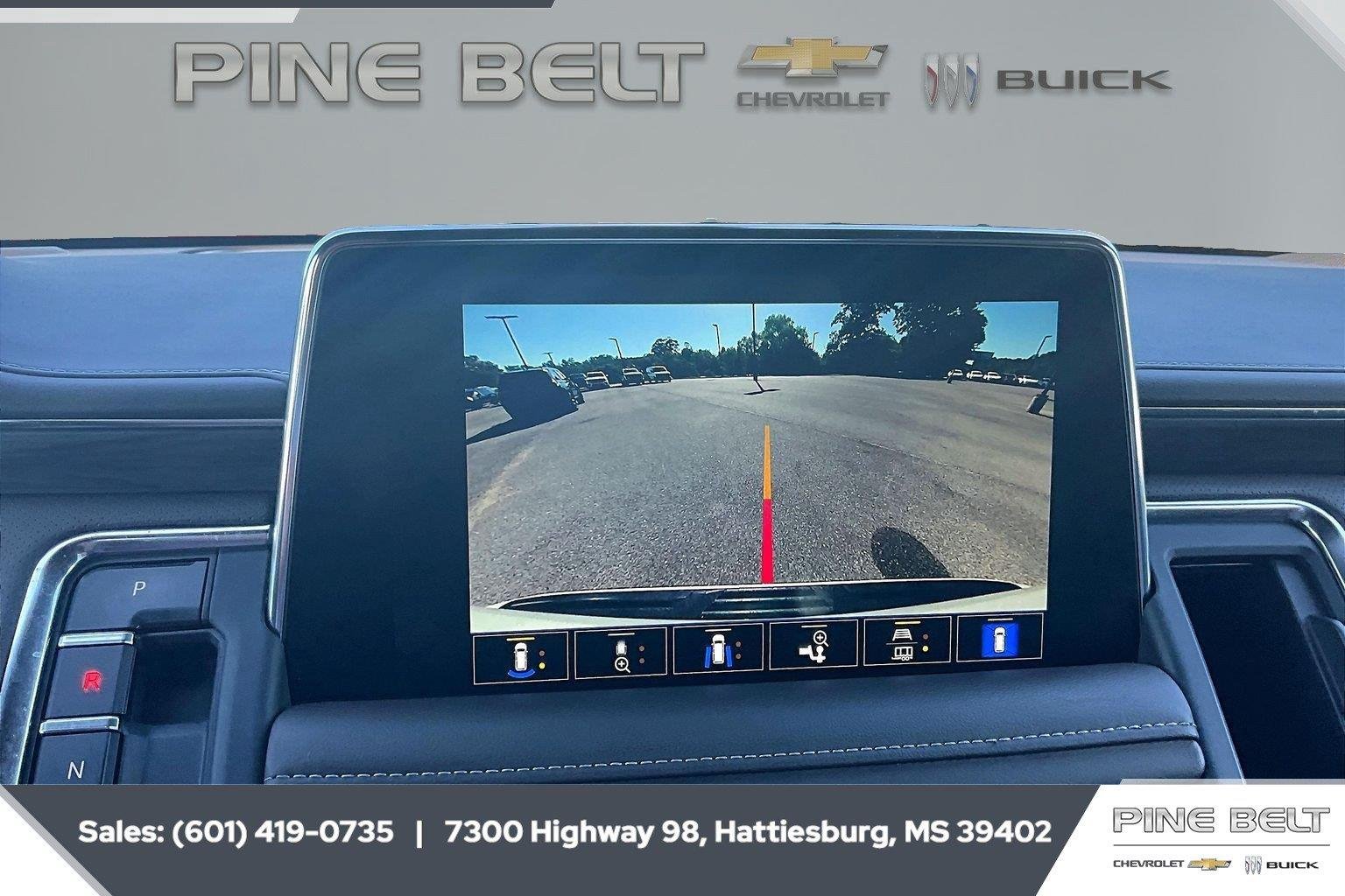 Used 2022 PEARL BEIGE METALLIC GMC SLT image 15