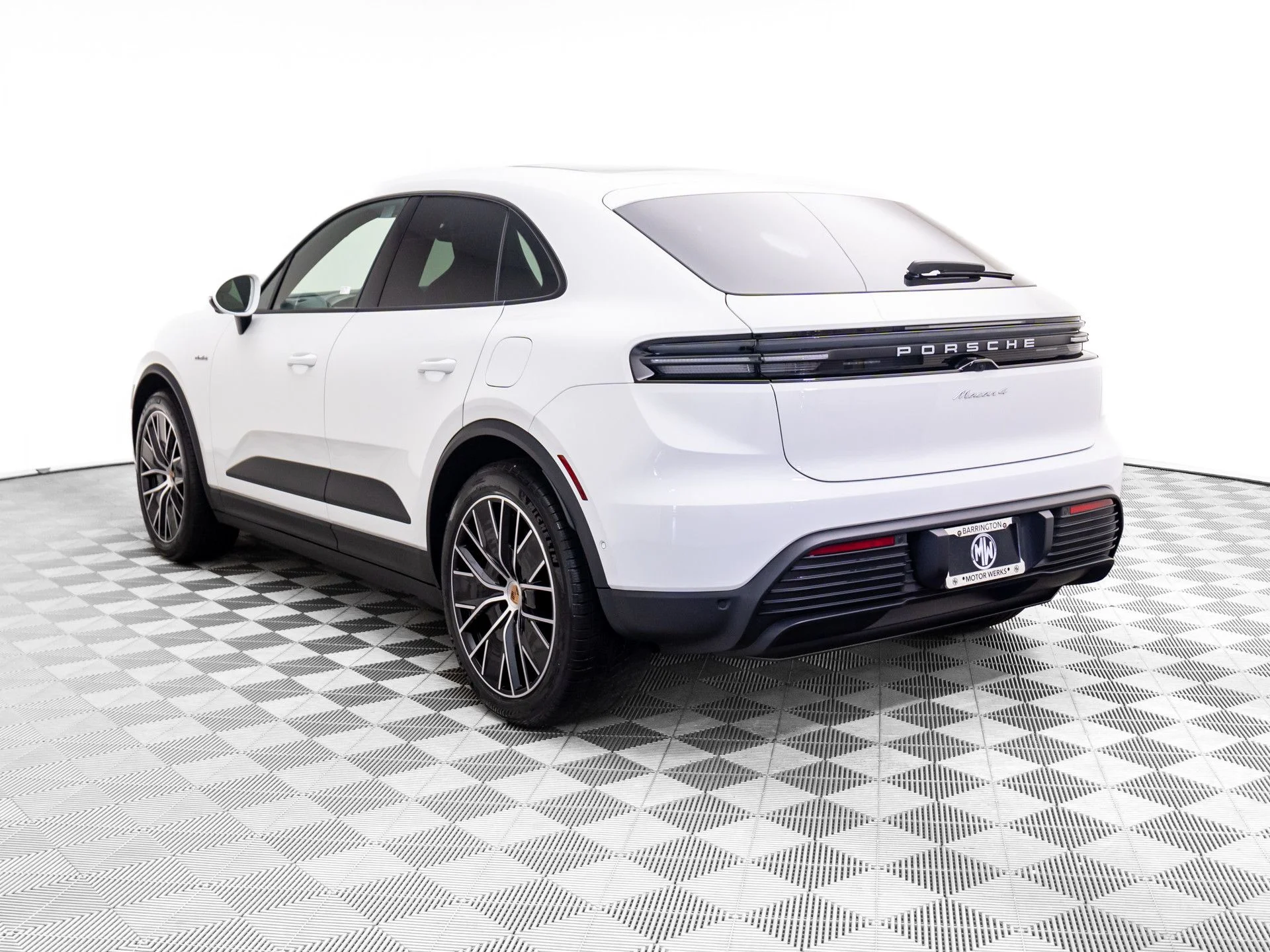 New 2026 White/off-white Porsche 4 image 3