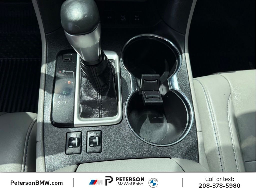 Used 2019 Green Toyota XLE image 26