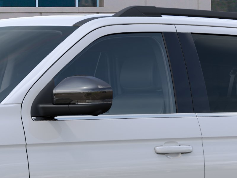 New 2027 Star White Metallic Tri-Coat Ford Platinum image 20
