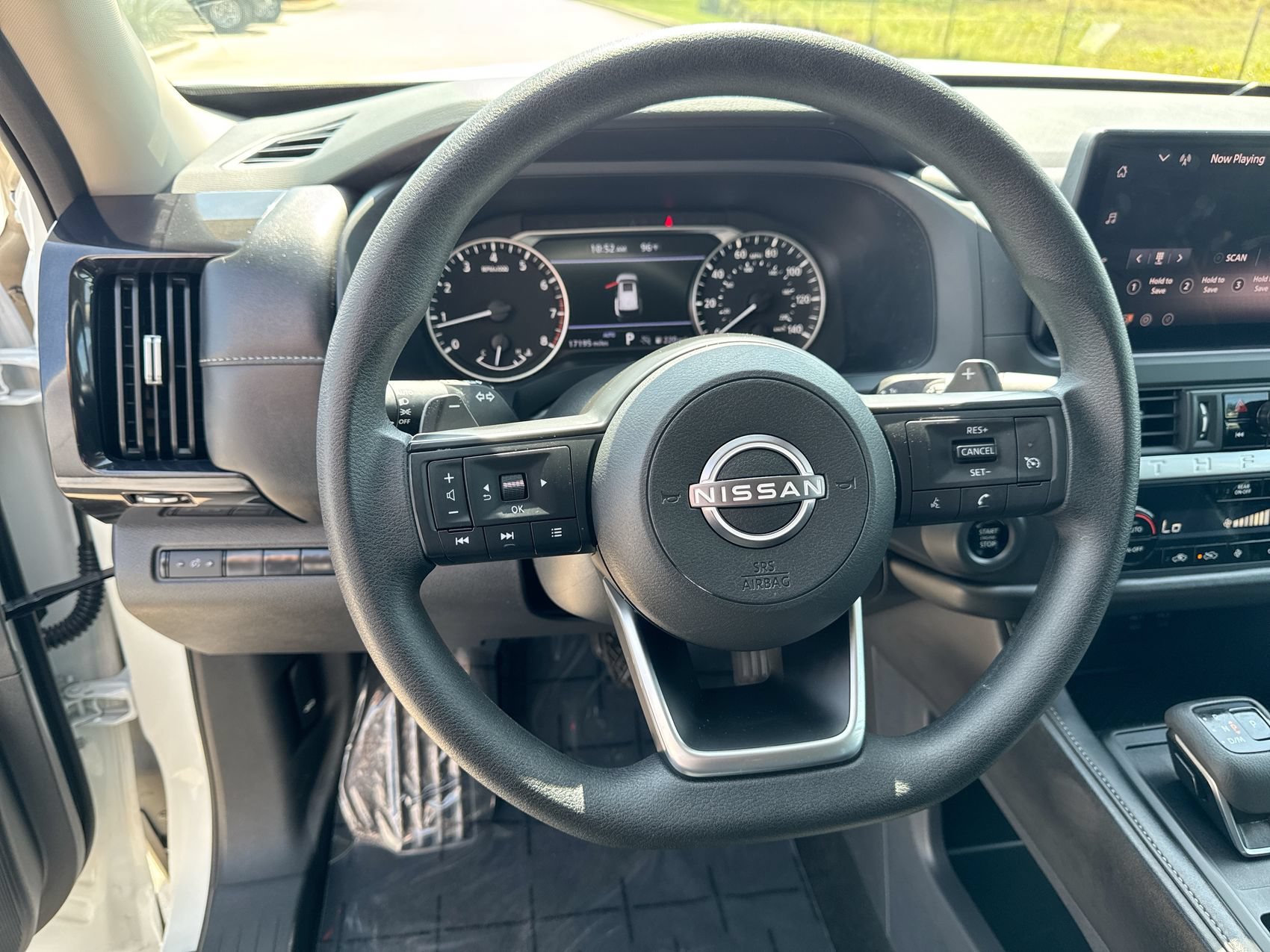 Used 2026 Glacier White Nissan S image 14