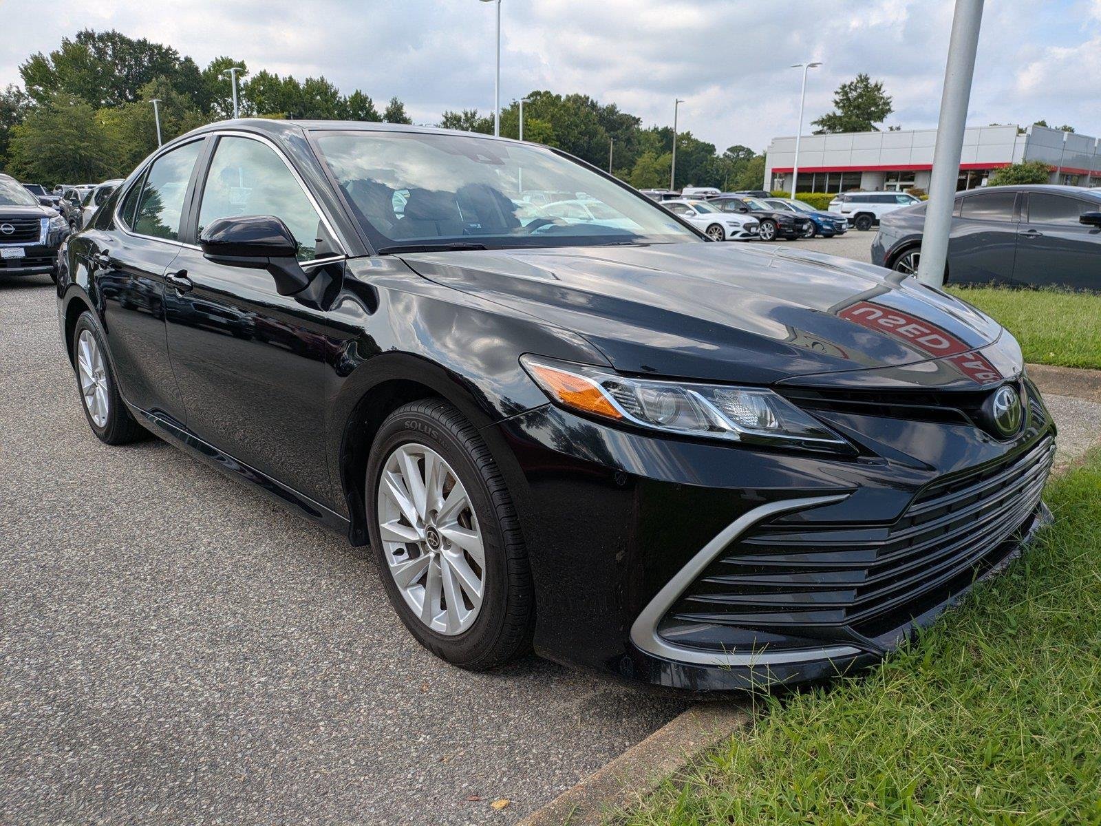 Certified Used 2024  TOYOTA  image 2