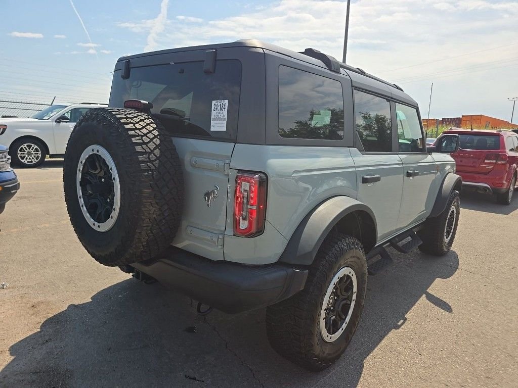 Used 2023 Gray Ford Badlands image 4