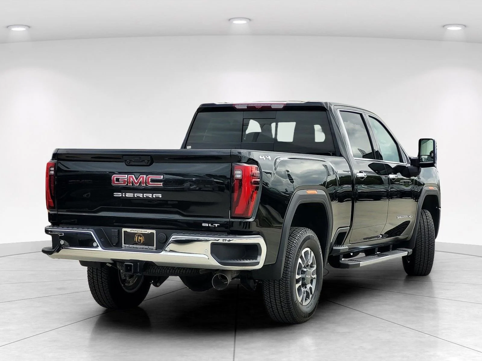 New 2026 Onyx Black GMC SLT image 4