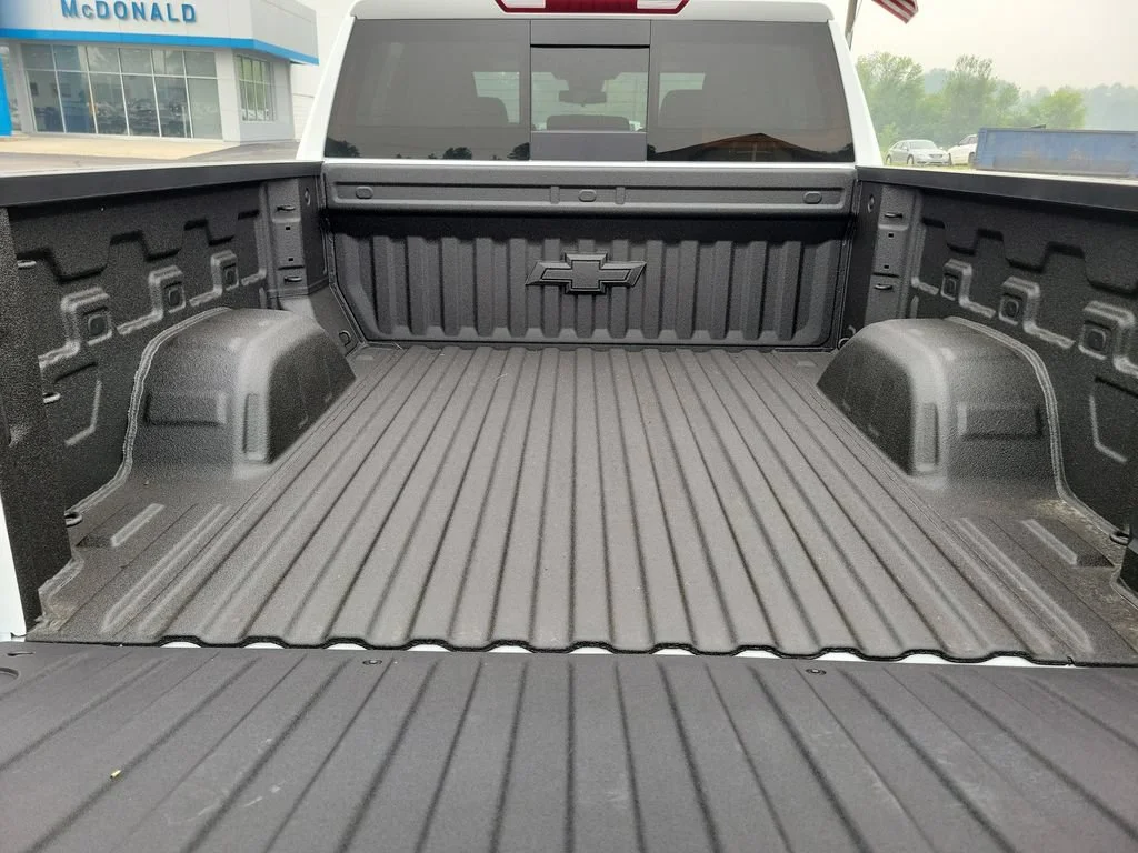 New 2026 Summit White Chevrolet LT Trail Boss image 26