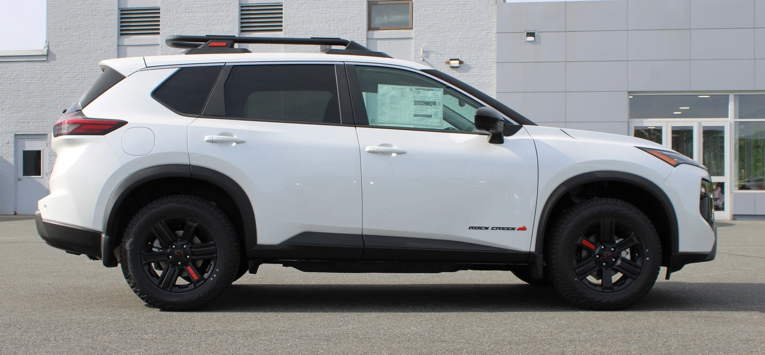 New 2026 Everest White Pearl TriCoat Nissan Rock Creek® image 5