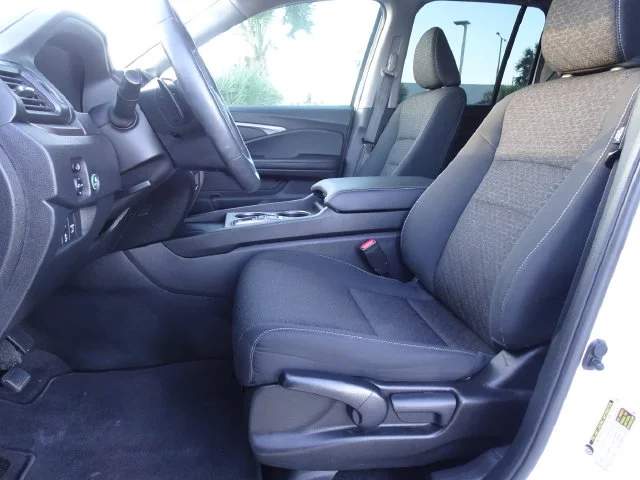 Used 2024 Platinum White Pearl Honda Sport image 7