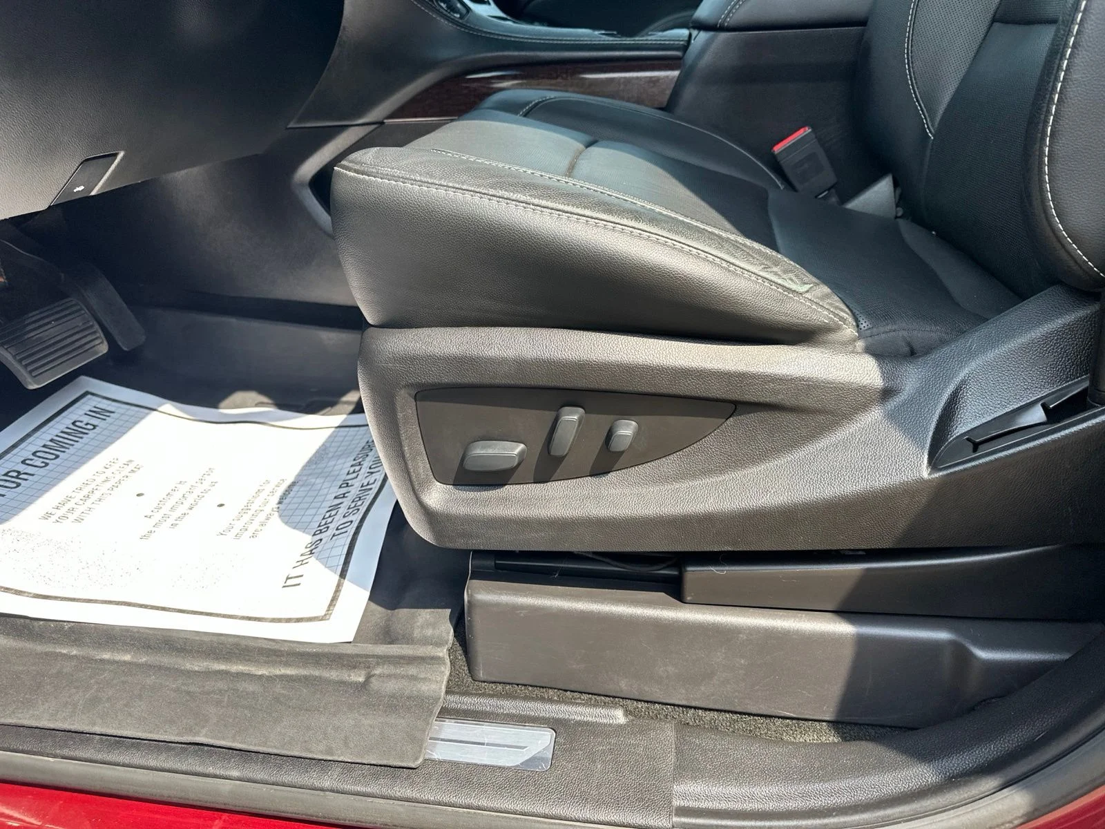 Used 2018 Red GMC SLT image 13