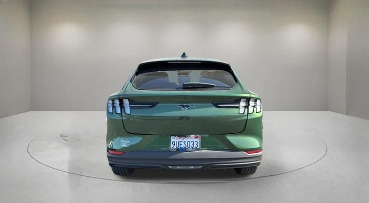 Used 2025 Green Ford Select image 3
