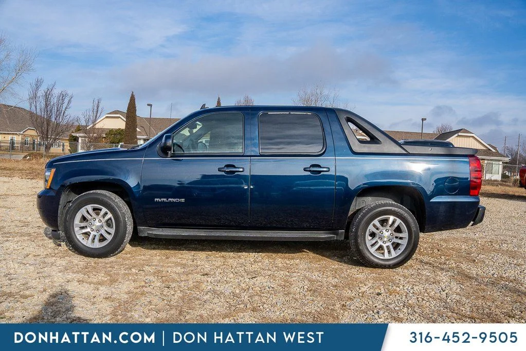Used 2007 Chevrolet Avalanche LT with VIN 3GNEC12J27G137835 for sale in Park City, KS