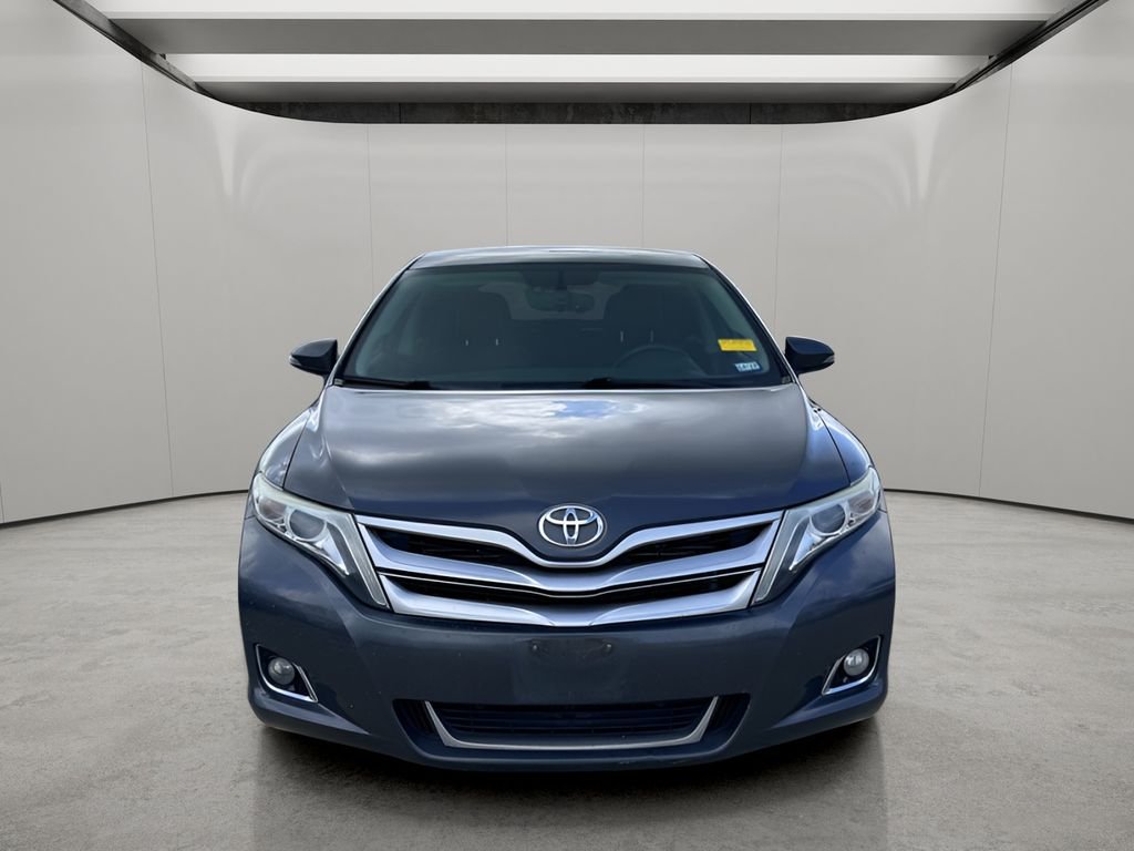 Used 2013 Magnetic Gray Pearl Toyota Limited image 8