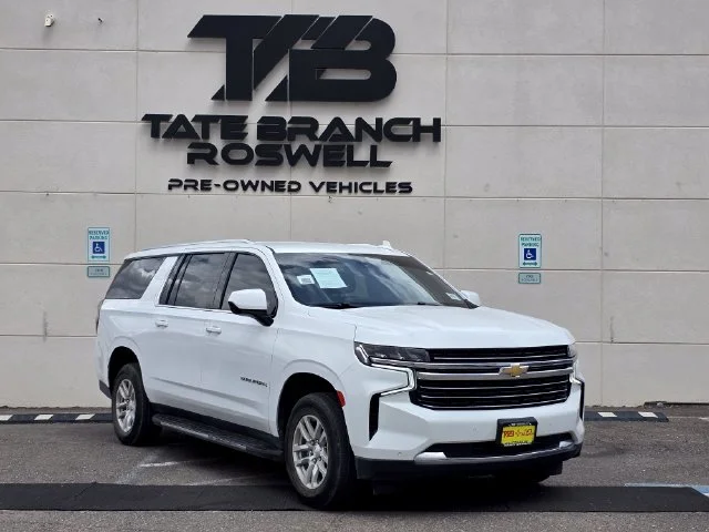 Used 2022 White Chevrolet LT image 4