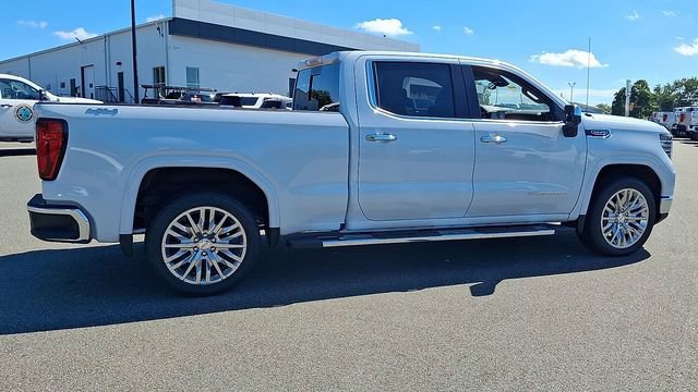 New 2026 Glacier White Tricoat GMC SLT image 2