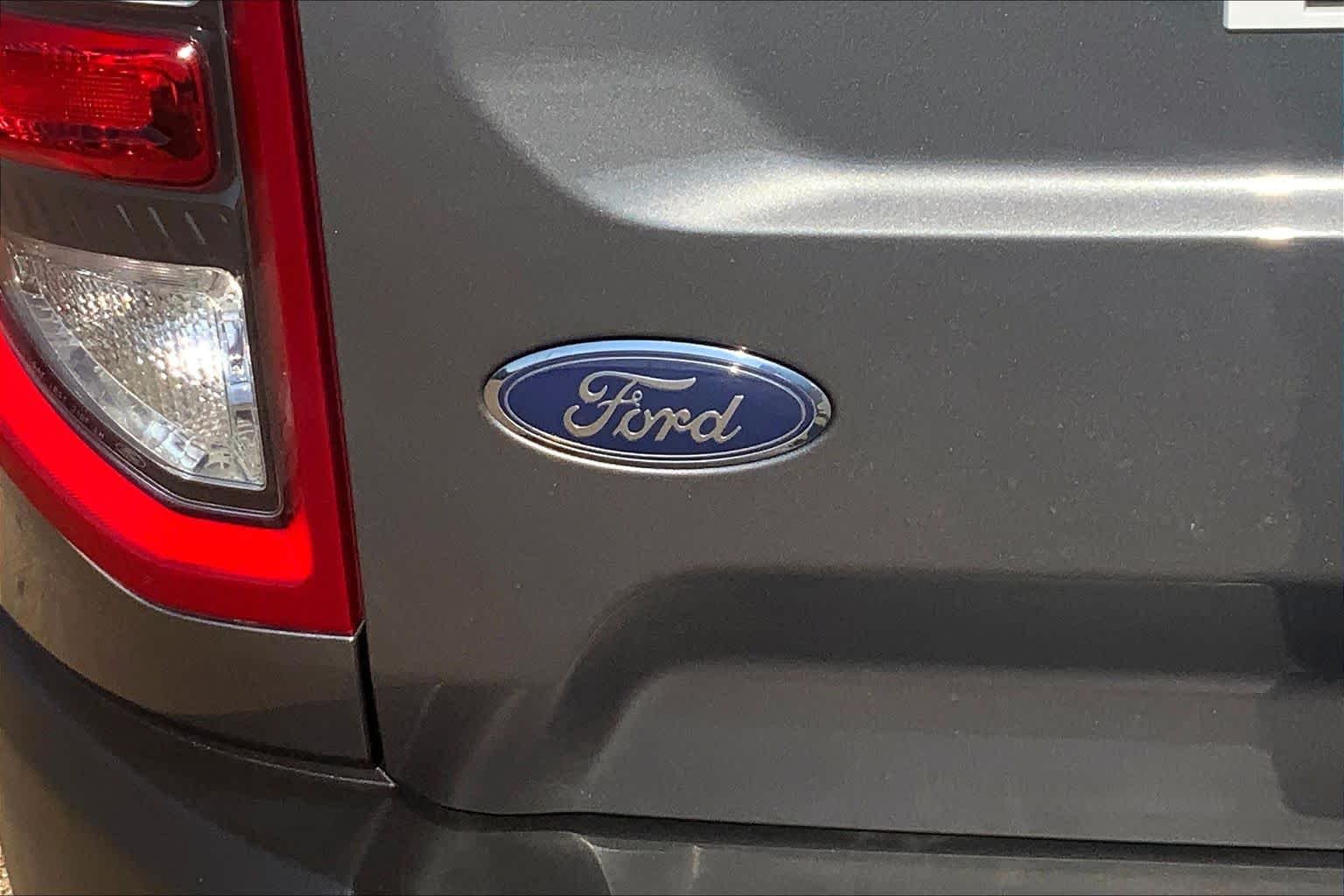 Used 2021 Carbonized Gray Metallic Ford Outer Banks image 10