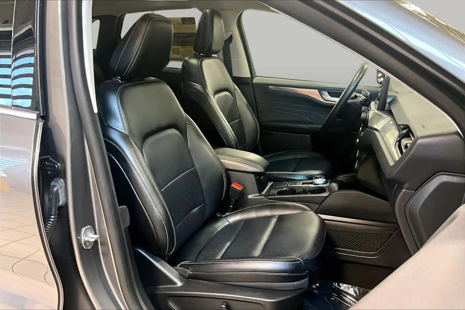Used 2022 Carbonized Gray Metallic Ford Titanium Plug-In Hybrid image 8