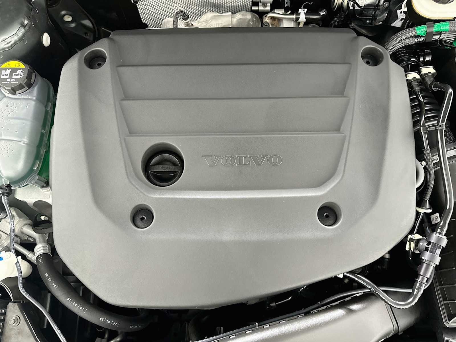2026 Volvo XC40 Ultra - Photo 29