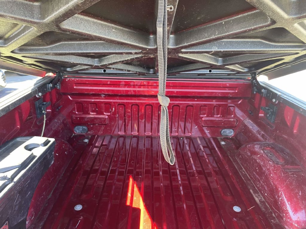Used 2015 Red Ford Lariat image 9