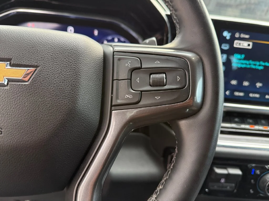 Used 2024 Gray Chevrolet High Country image 25
