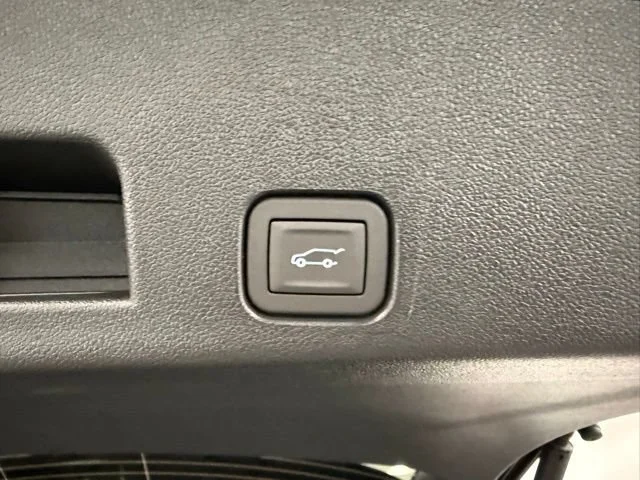 New 2026 Ebony Twilight Metallic GMC Elevation image 9