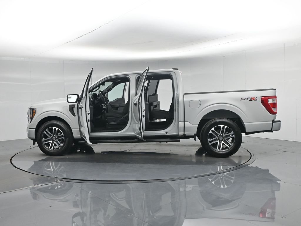 Certified Used 2023 White Ford XL image 36