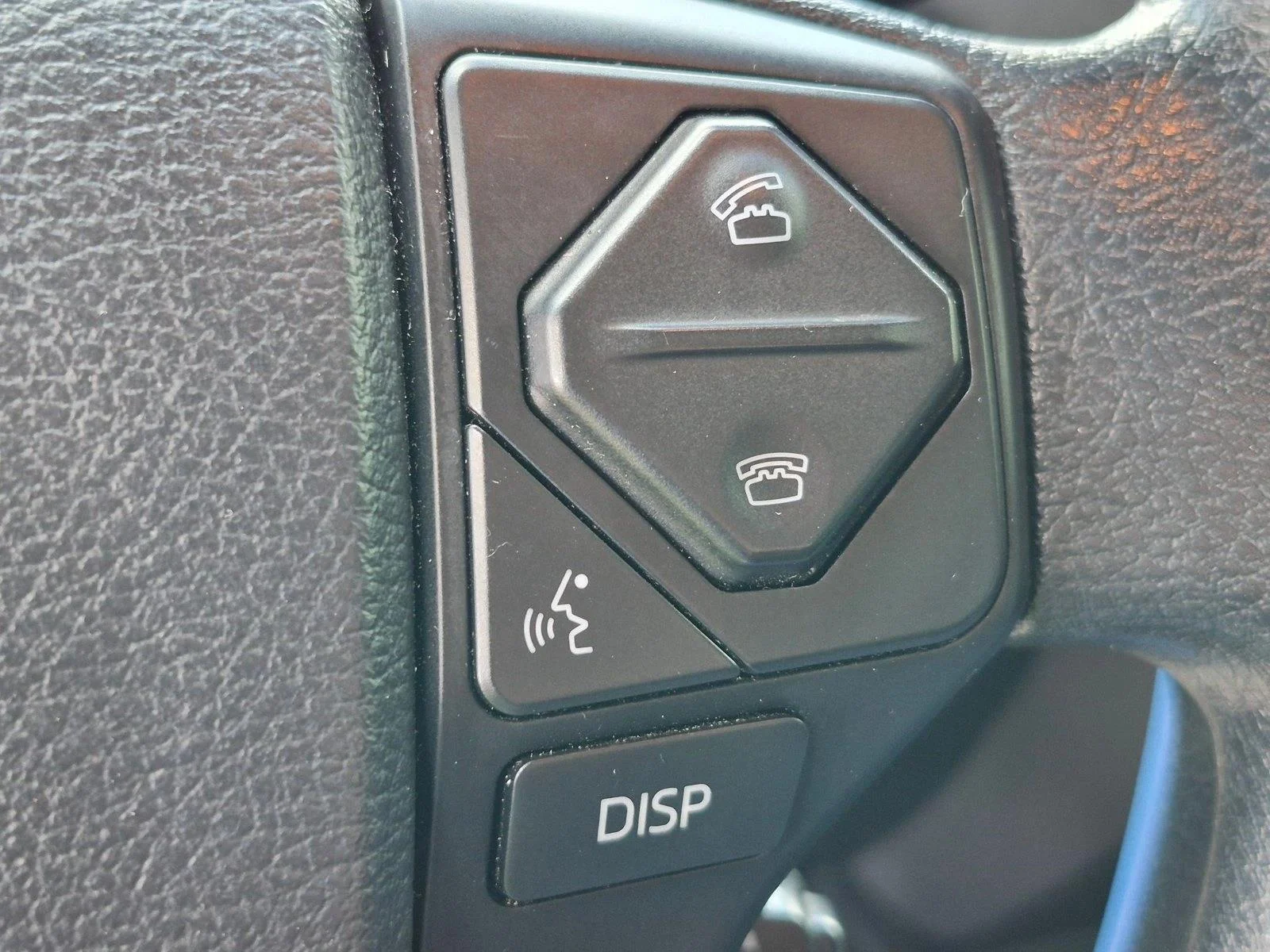 Used 2015 Blue Ribbon Metallic Toyota SR image 14