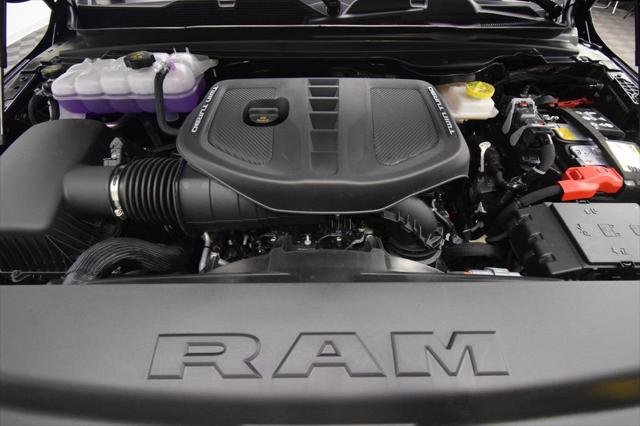 New 2027 Diamond Black Crystal Pearl-Coat Exterior Paint RAM Tungsten image 11