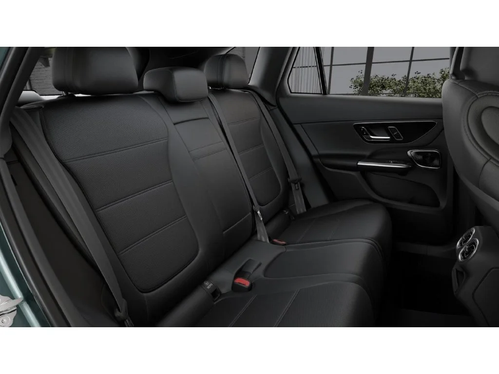 New 2027 Silver Mercedes-Benz GLC 300 image 5