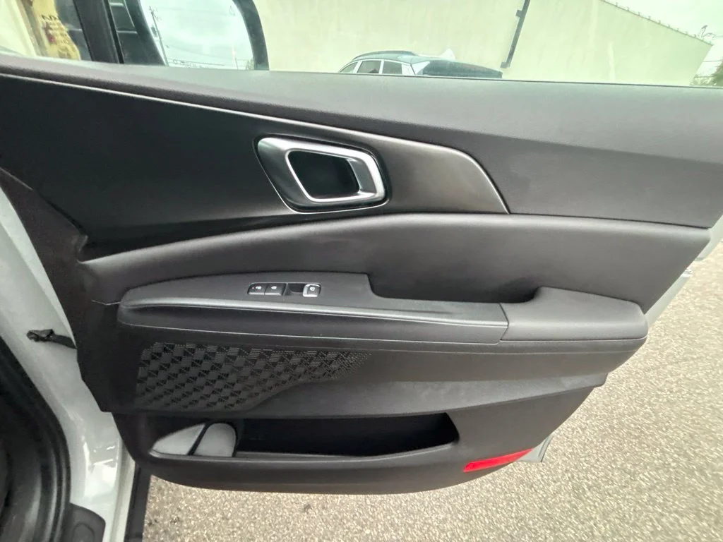 Used 2026 Silver Kia SX image 24