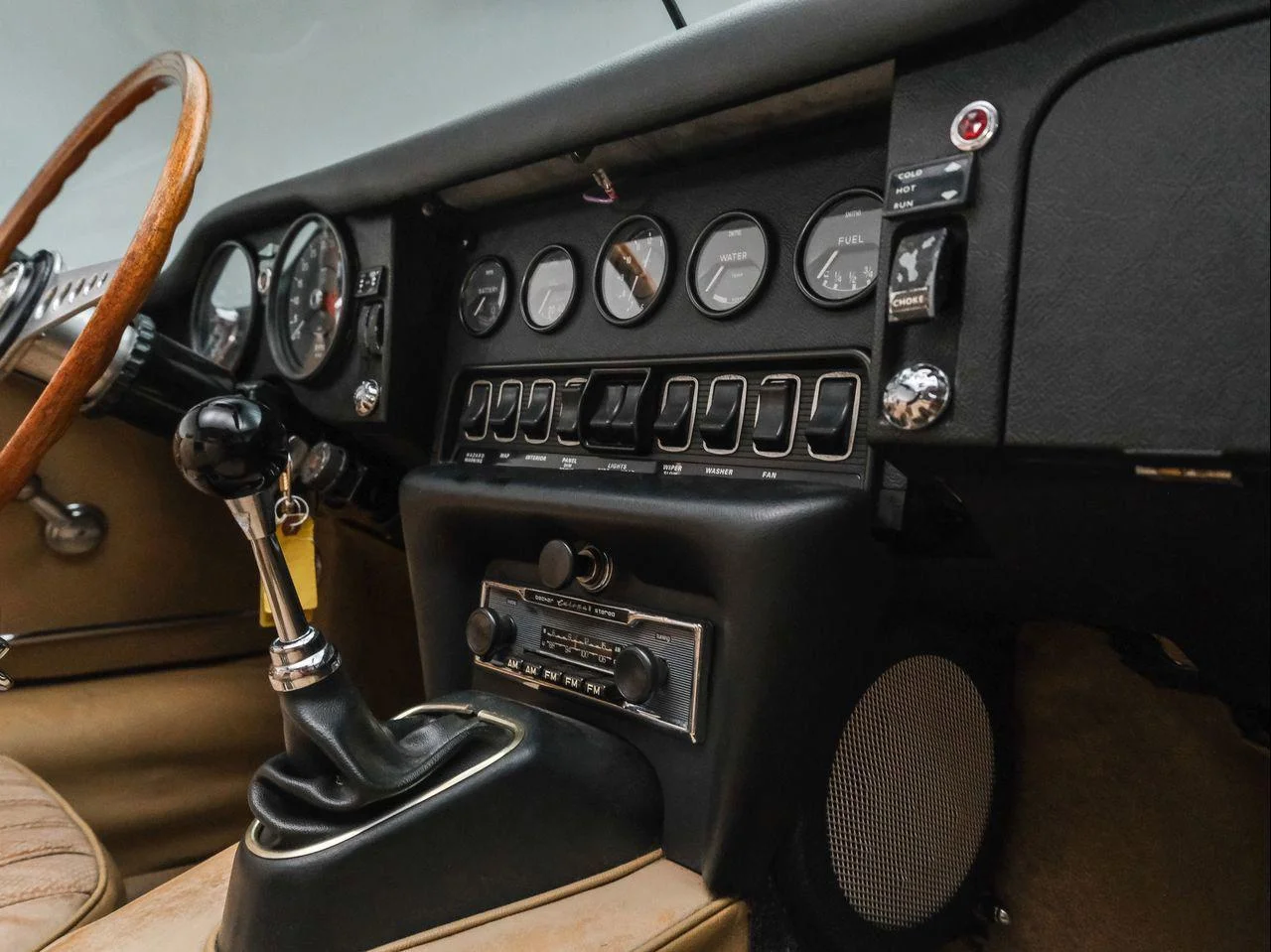 Used 1971  Jaguar Series II image 31