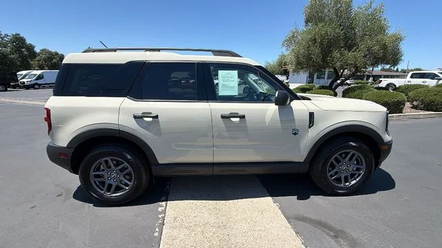 Used 2025 Beige Ford Big Bend image 3