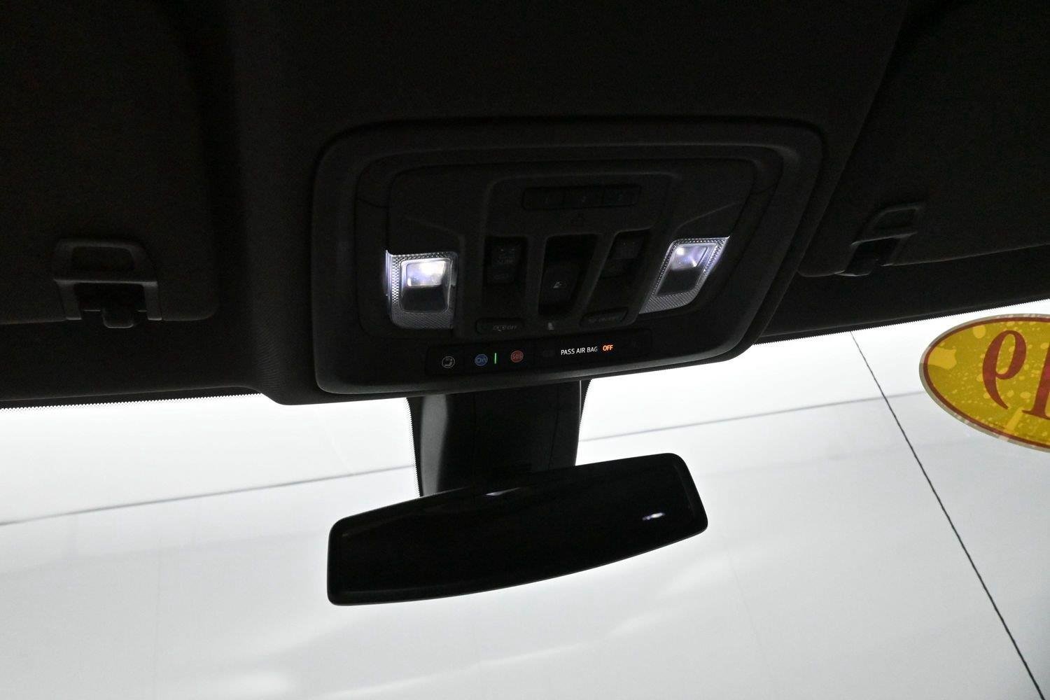 Used 2019 Summit White GMC SLT image 27