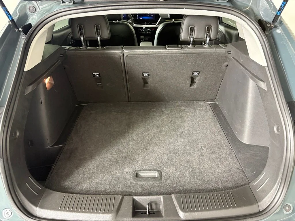 Used 2025 Gray Chevrolet LT image 36