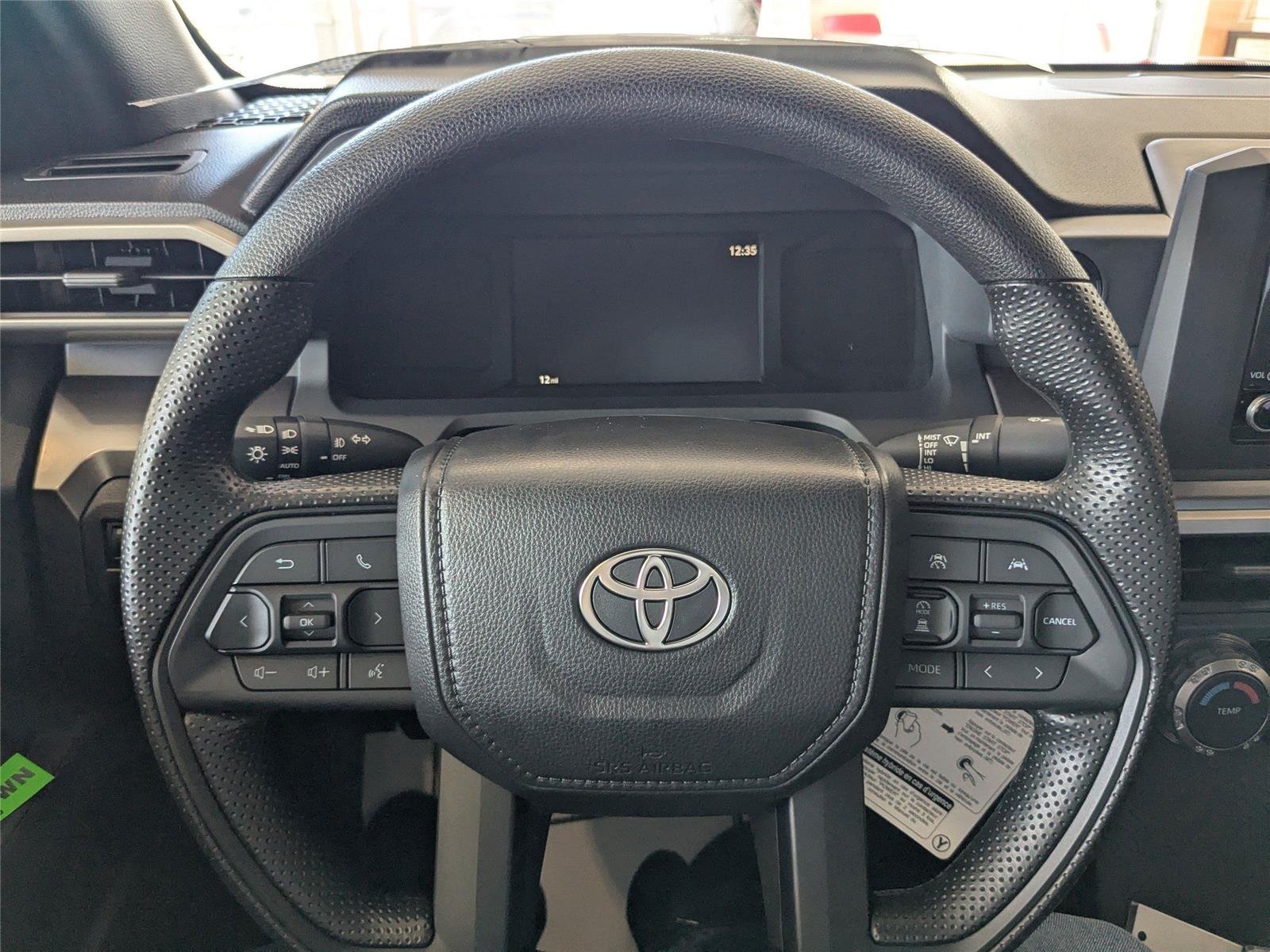 2025 Toyota Tacoma SR5 - Photo 12