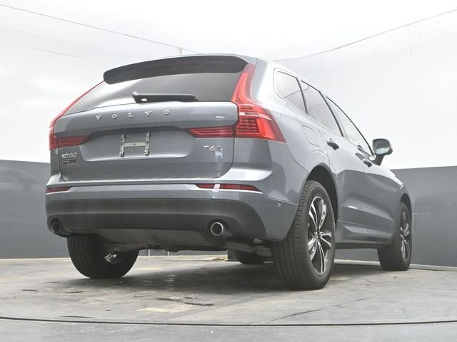 Used 2019 Gray Volvo T6 Momentum image 47
