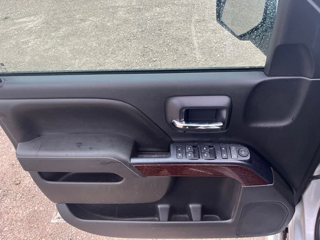 Used 2015 Quicksilver Metallic GMC SLE image 13