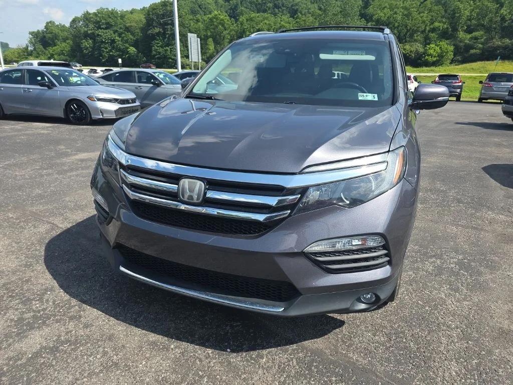 Used 2018  Honda Elite image 1