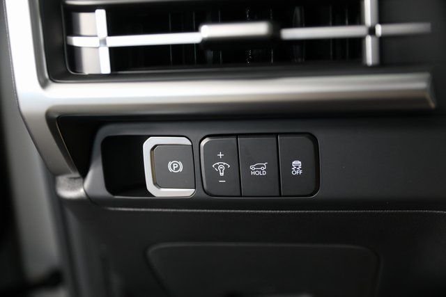 New 2026 Silver Hyundai SEL image 10