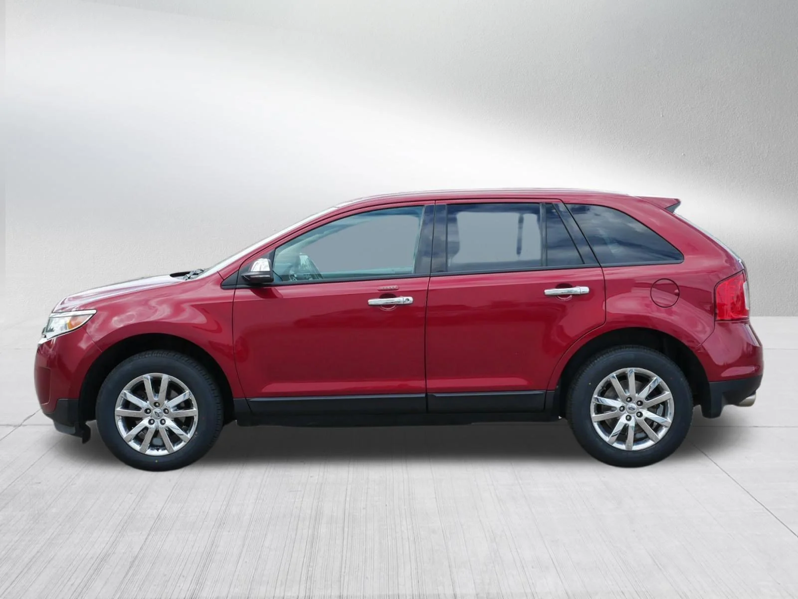 Used 2013 Ruby Red Metallic Ford SEL image 4