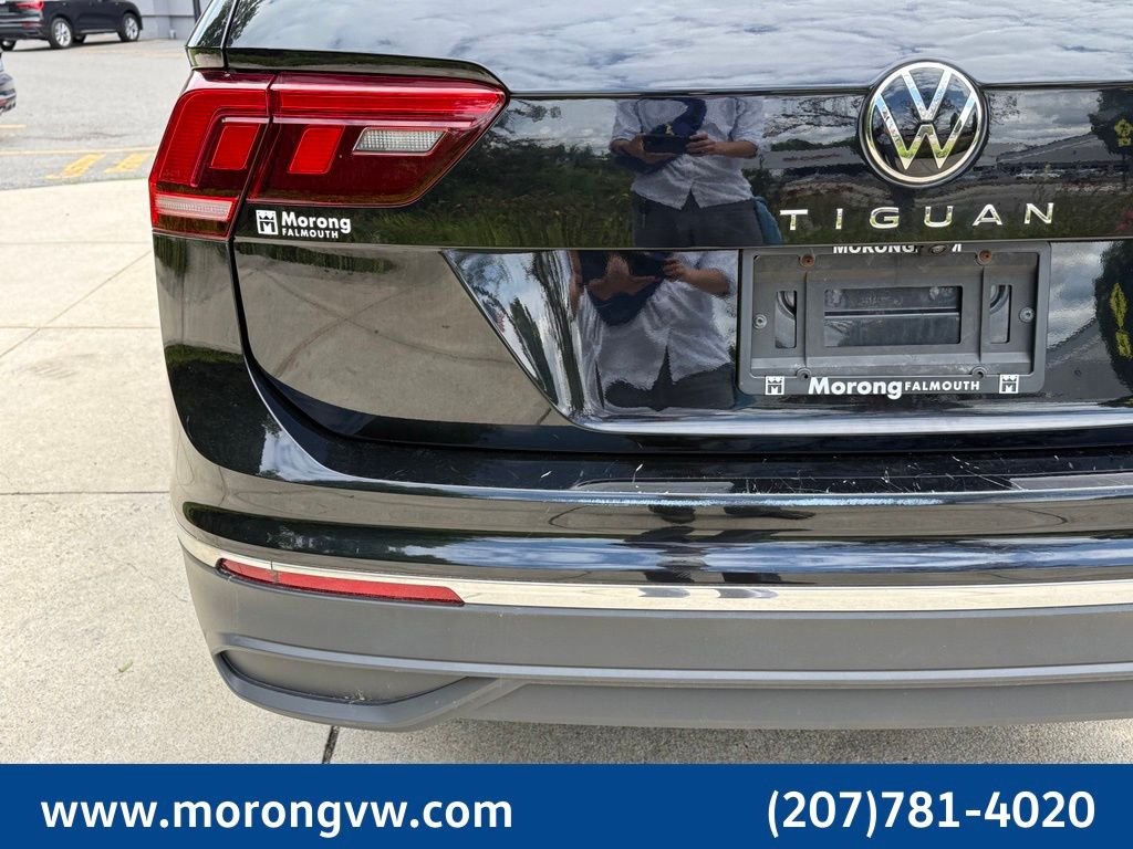 Used 2022 Black Volkswagen 2.0T S image 15