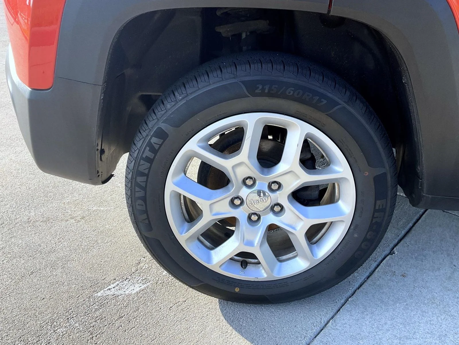 Used 2017 Orange Jeep Latitude image 23