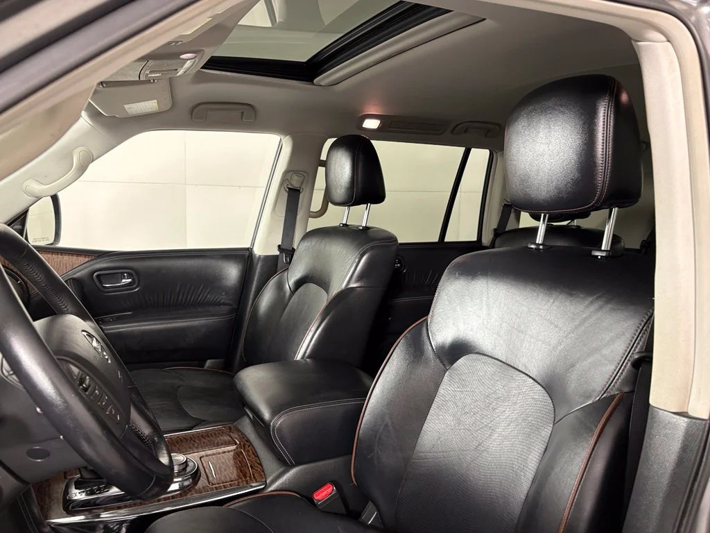 Used 2020 Gray Nissan SL image 34