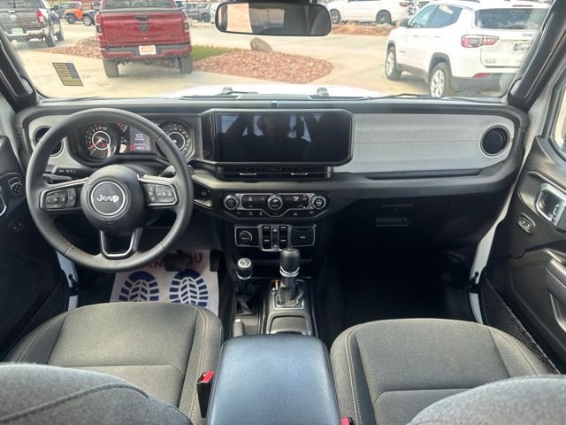 2025 Jeep Gladiator Sport S - Photo 11