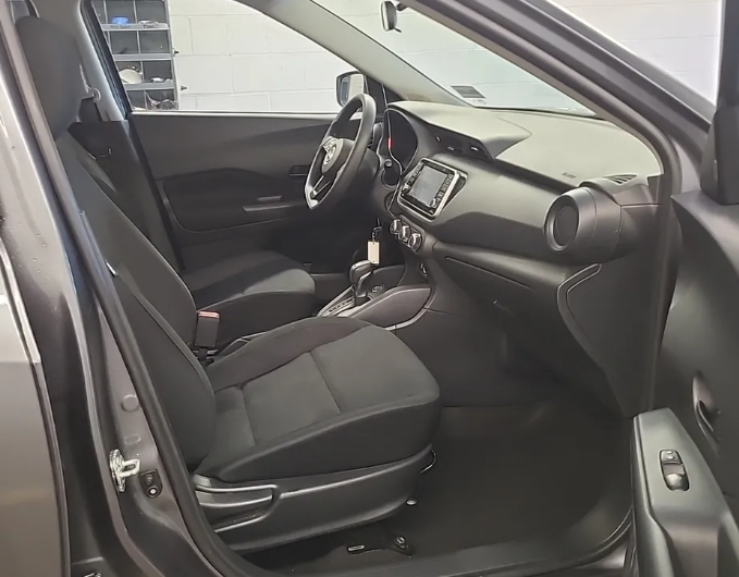Used 2023 Gun Metallic Nissan S image 3
