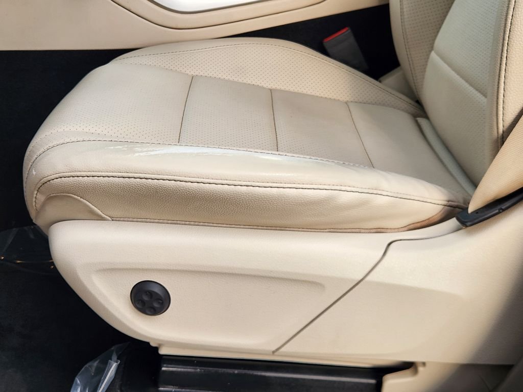 Used 2021 Black Mercedes-Benz GLE 350 image 22